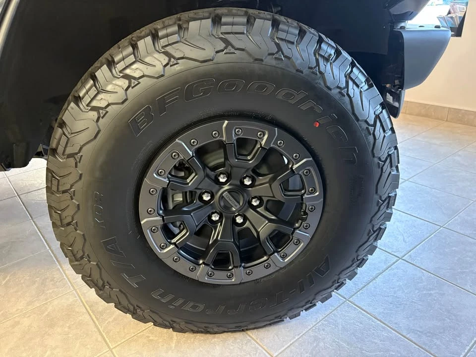 2025 Ford Bronco Raptor 6th Gen - Image 8 of 8