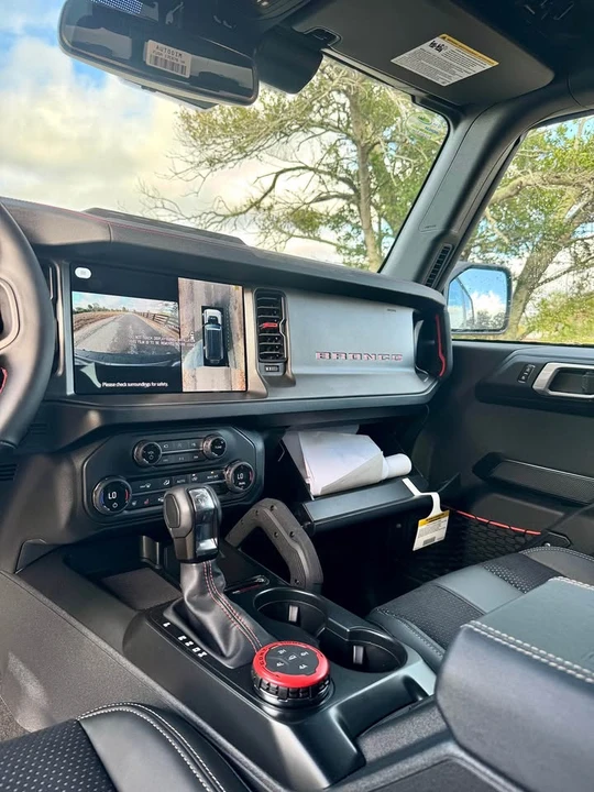 2025 Ford Bronco Raptor 6th Gen - Image 13 of 20