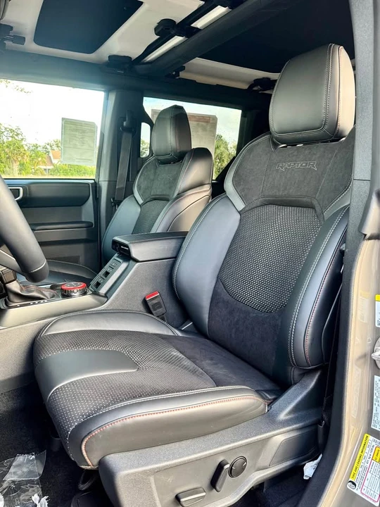 2025 Ford Bronco Raptor 6th Gen - Image 16 of 20