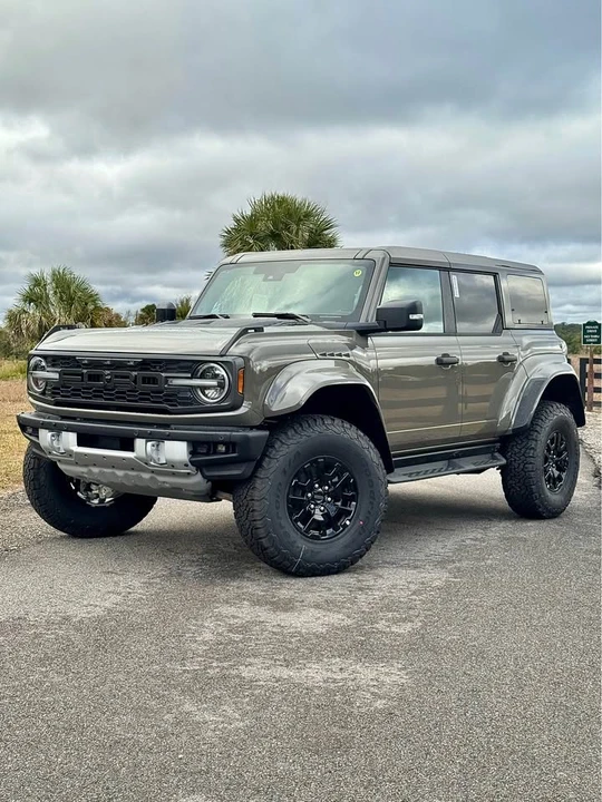 2025 Ford Bronco Raptor 6th Gen - Image 3 of 20