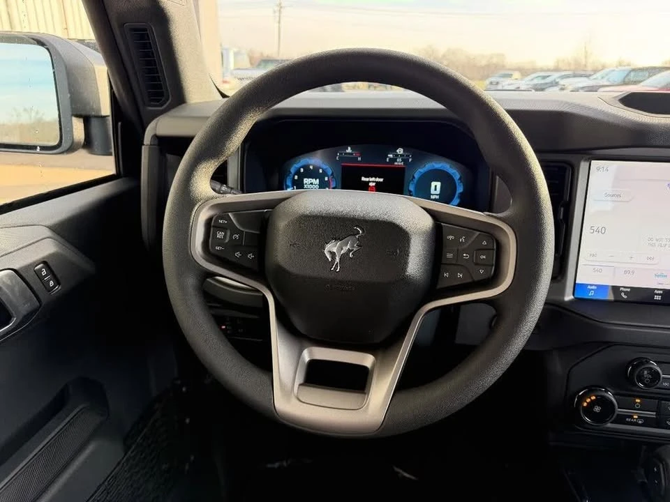 2025 Ford Bronco 6th Gen - Image 11 of 20