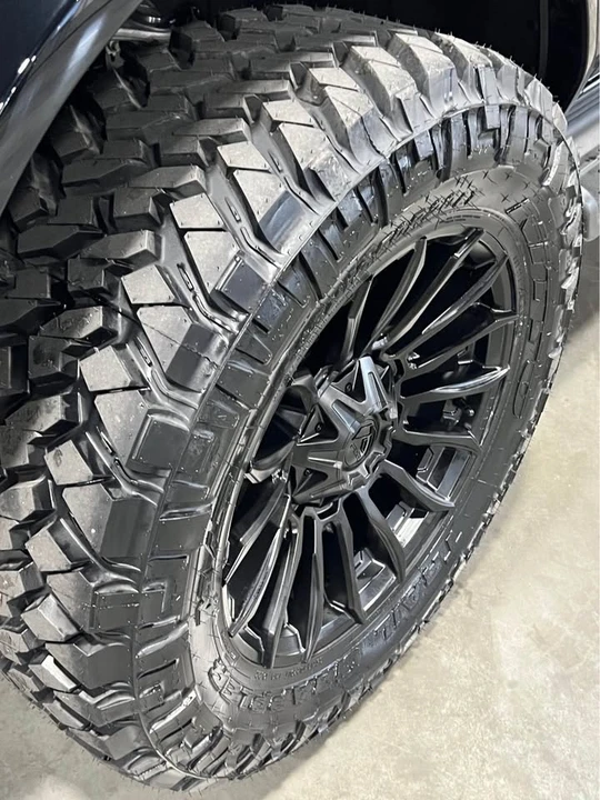 2025 Ford Bronco 6th Gen - Image 9 of 9