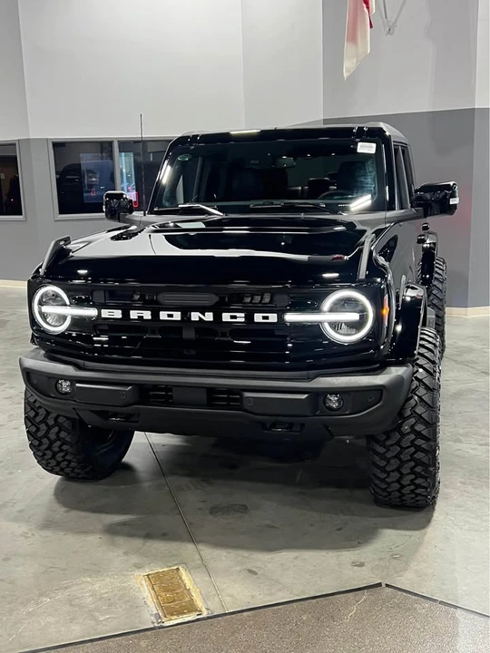 2025 Ford Bronco 6th Gen - Image 4 of 9
