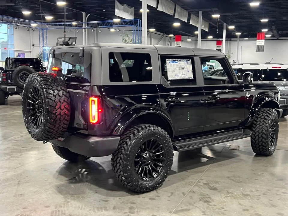 2025 Ford Bronco 6th Gen - Image 5 of 9