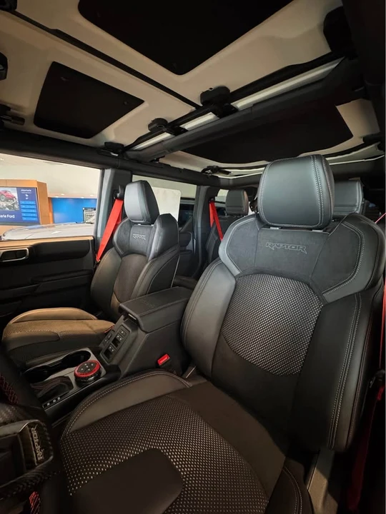 2025 Ford Bronco Raptor 6th Gen - Image 4 of 8
