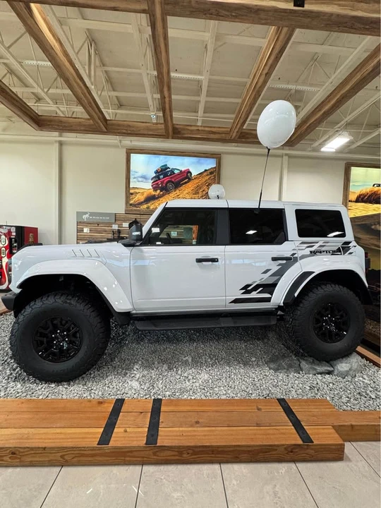 2025 Ford Bronco Raptor 6th Gen - Image 11 of 11