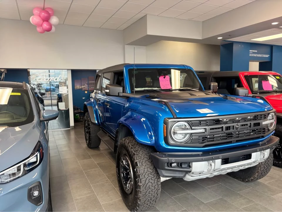 2025 Ford Bronco Raptor 6th Gen - Image 9 of 10