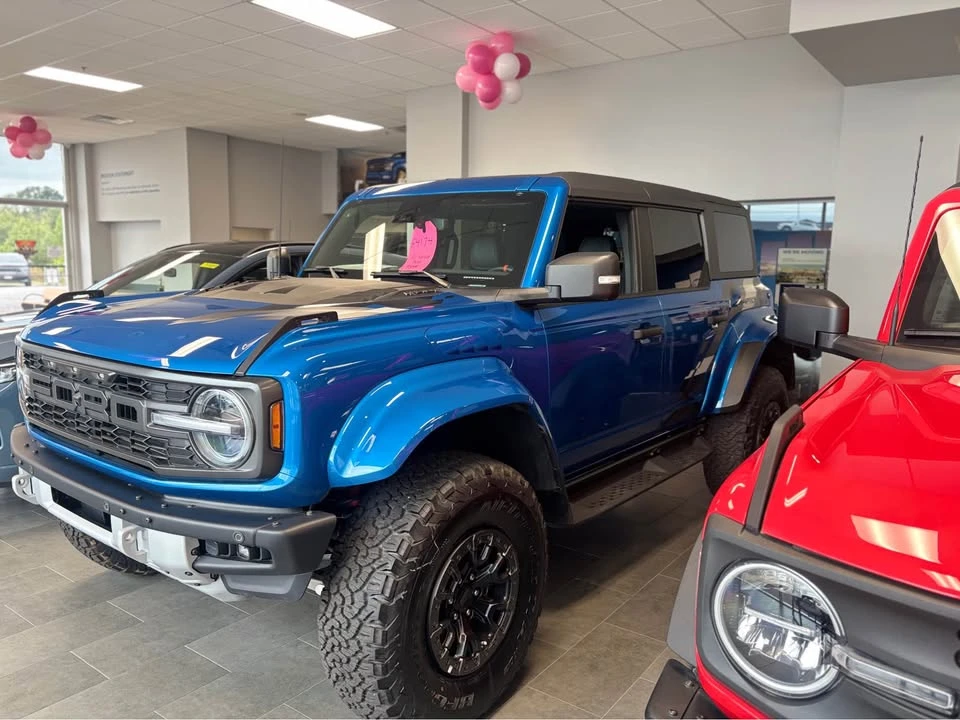 2025 Ford Bronco Raptor 6th Gen - Image 8 of 10