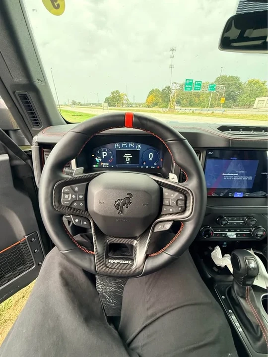 2025 Ford Bronco Raptor 6th Gen - Image 9 of 11