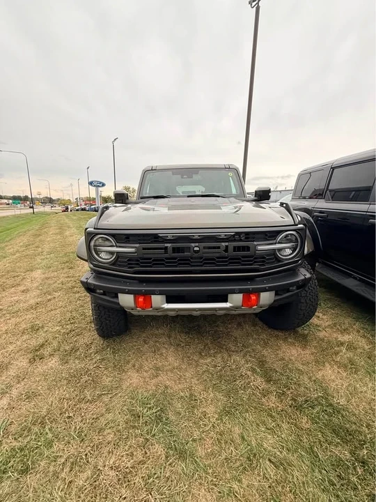 2025 Ford Bronco Raptor 6th Gen - Image 2 of 11