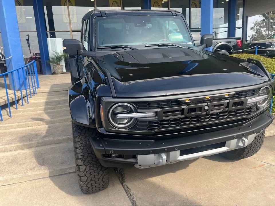 2025 Ford Bronco Raptor 6th Gen - Image 2 of 14