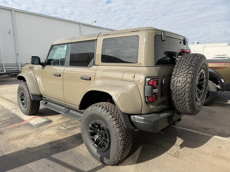 2025 Ford Bronco Raptor 6th Gen - Image 5 of 7