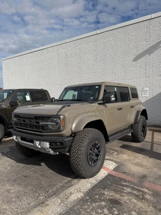 2025 Ford Bronco Raptor 6th Gen - Image 4 of 7
