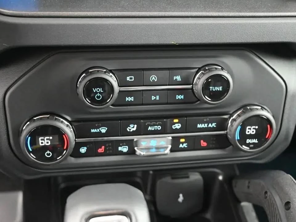 2025 Ford Bronco Raptor 6th Gen - Image 14 of 18