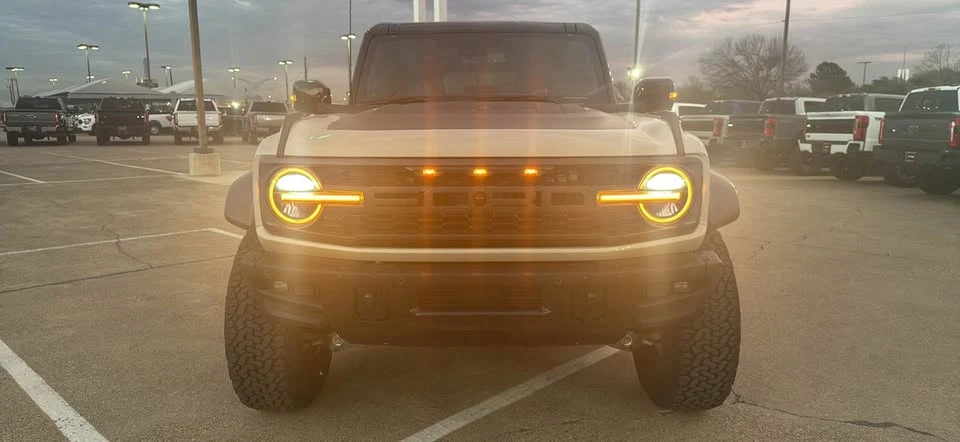 2025 Ford Bronco Raptor 6th Gen - Image 2 of 10