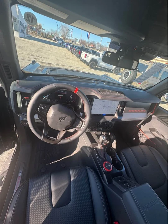 2025 Ford Bronco Raptor 6th Gen - Image 7 of 10