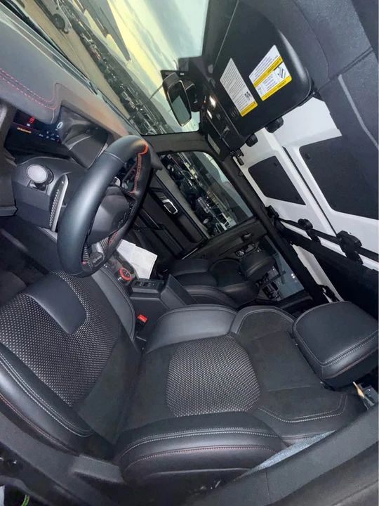 2025 Ford Bronco Raptor 6th Gen - Image 7 of 10