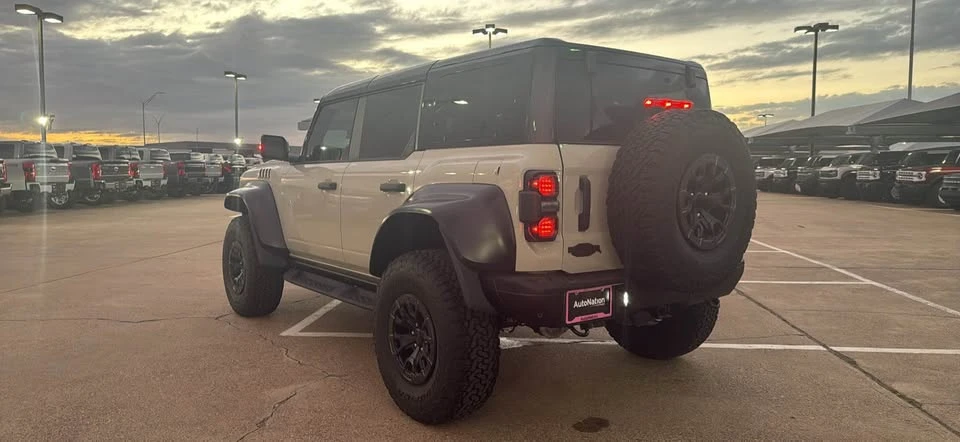 2025 Ford Bronco Raptor 6th Gen - Image 5 of 10