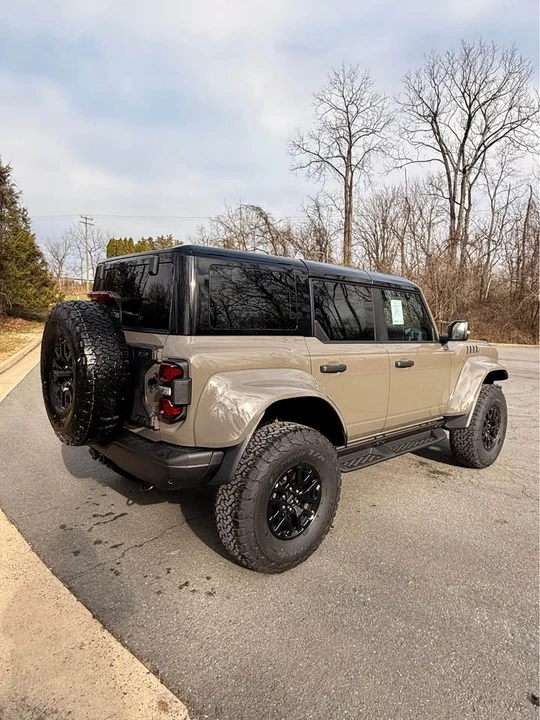 2025 Ford Bronco Raptor 6th Gen - Image 2 of 11