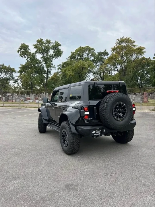 2025 Ford Bronco Raptor 6th Gen - Image 8 of 19