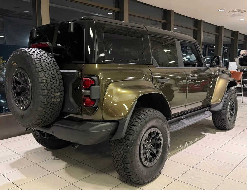 2025 Ford Bronco Raptor 6th Gen - Image 6 of 20