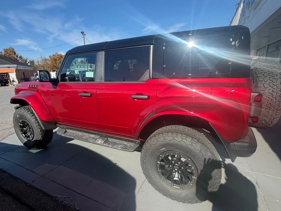 2025 Ford Bronco Raptor 6th Gen - Image 5 of 10