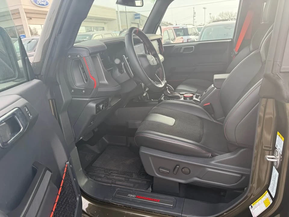 2025 Ford Bronco Raptor 6th Gen - Image 4 of 10