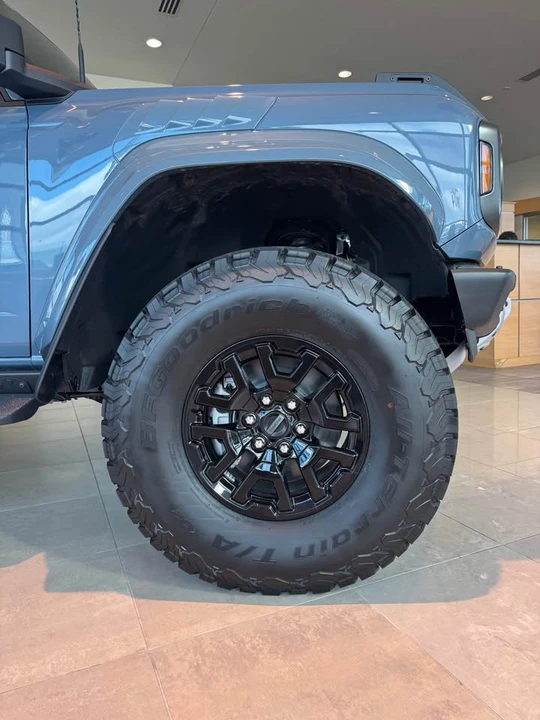 2025 Ford Bronco Raptor 6th Gen - Image 8 of 8