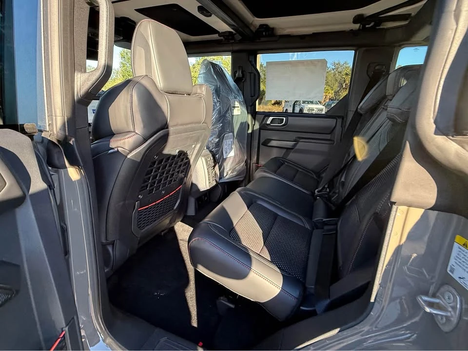 2025 Ford Bronco Raptor 6th Gen - Image 7 of 8