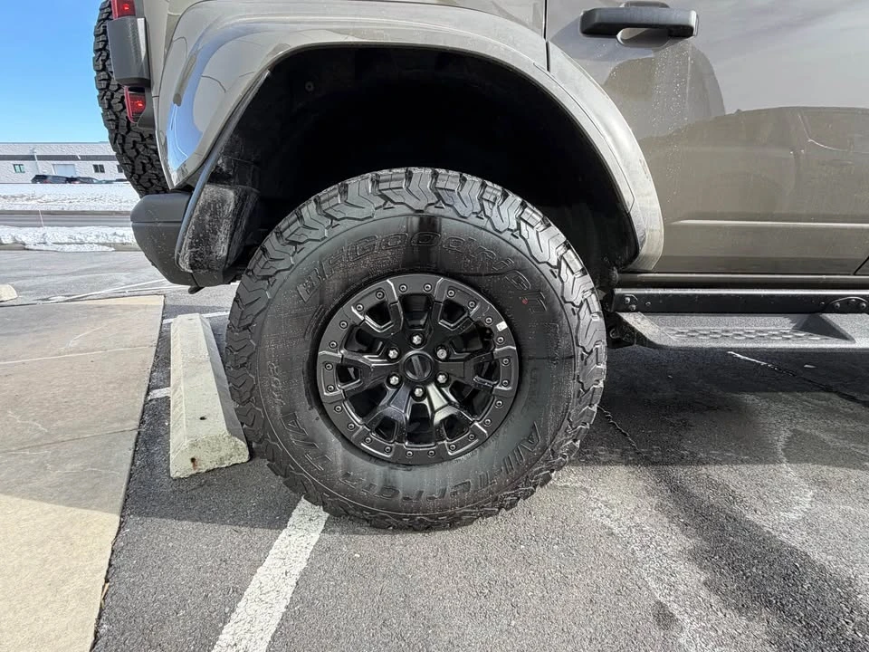 2025 Ford Bronco Raptor 6th Gen - Image 16 of 18
