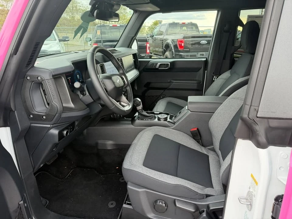 2025 Ford Bronco 6th Gen - Image 14 of 17
