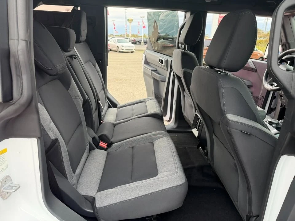2025 Ford Bronco 6th Gen - Image 11 of 17