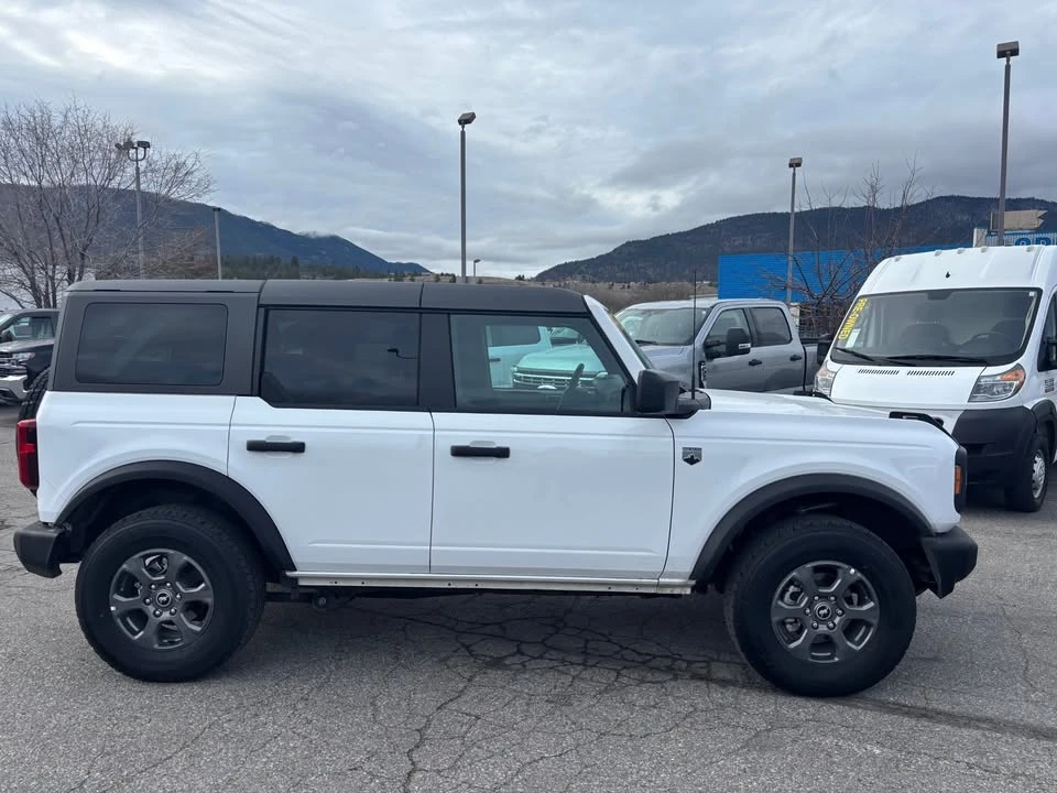 2025 Ford Bronco 6th Gen - Image 2 of 6