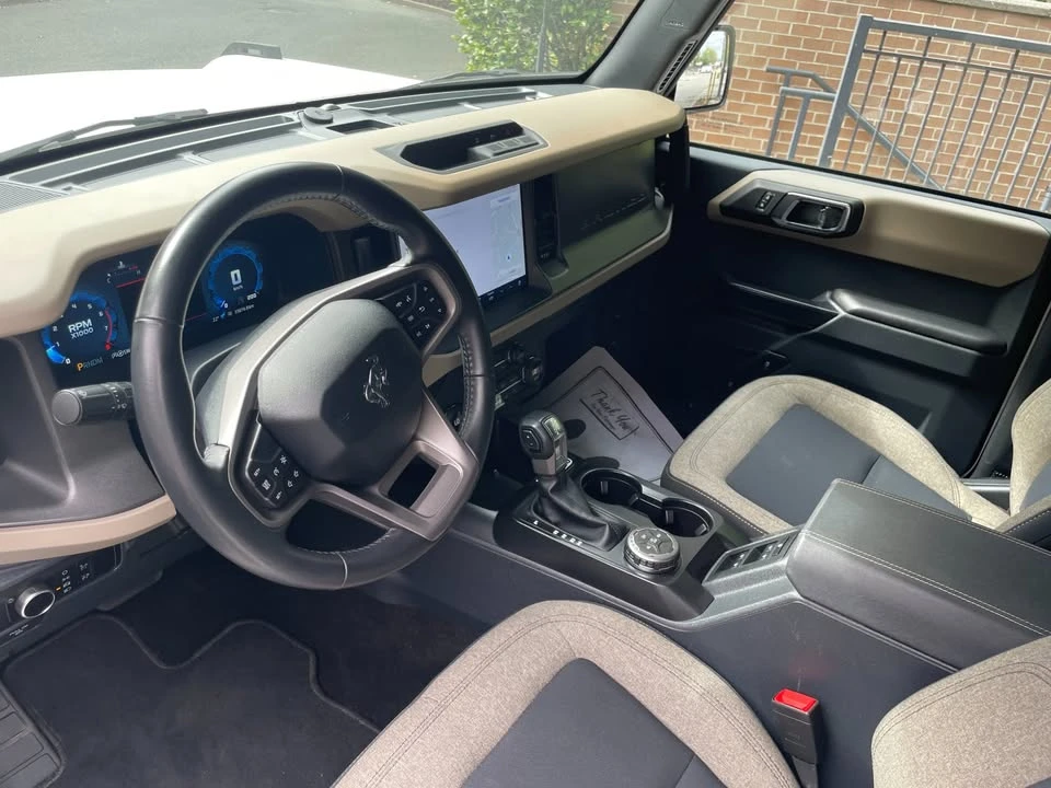 2025 Ford Bronco 6th Gen - Image 8 of 10