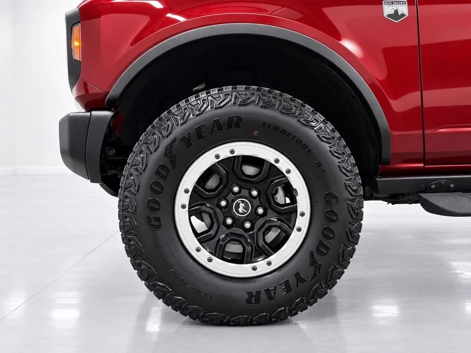 2025 Ford Bronco 6th Gen - Image 11 of 20