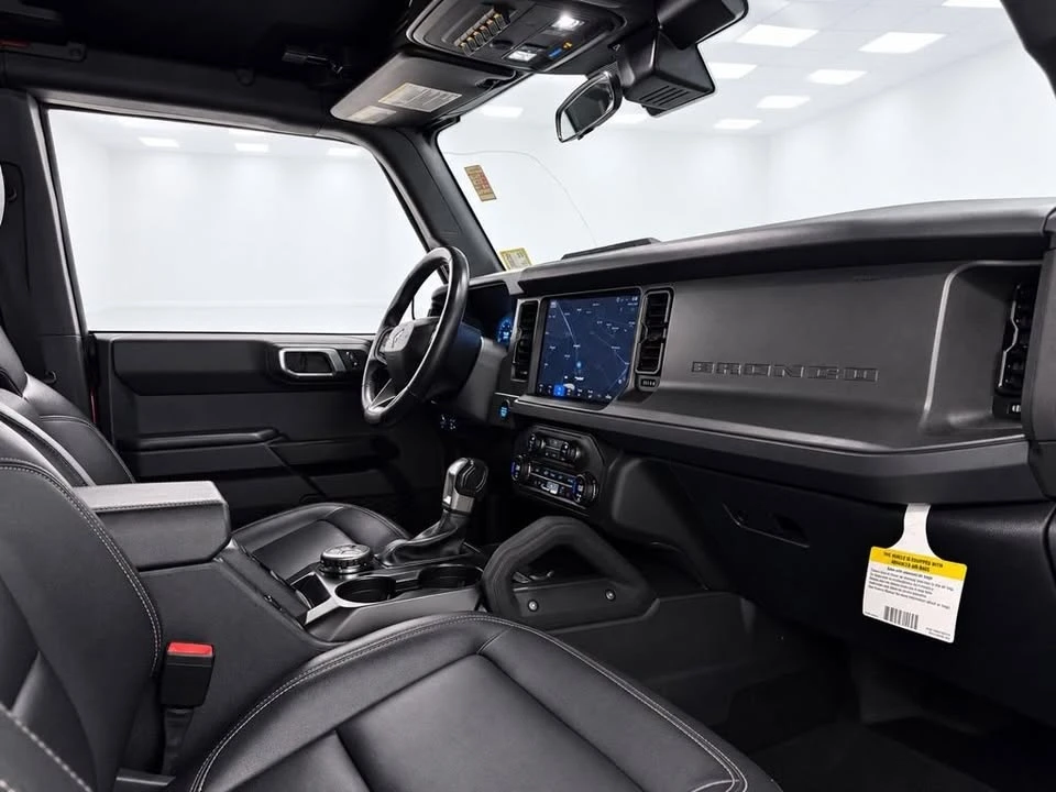 2025 Ford Bronco 6th Gen - Image 18 of 20