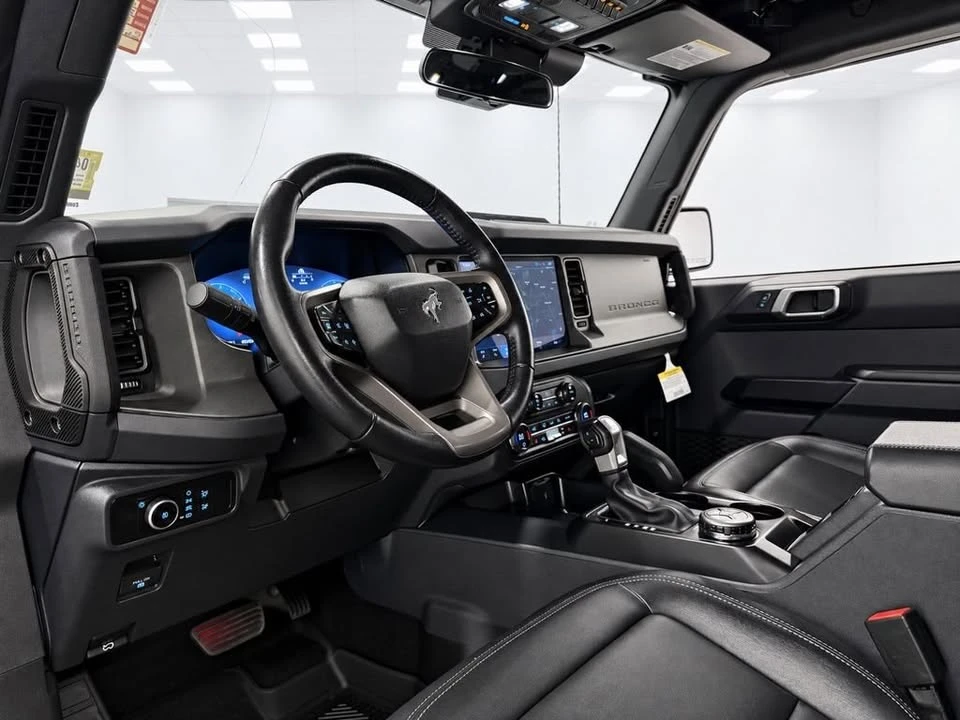 2025 Ford Bronco 6th Gen - Image 15 of 20