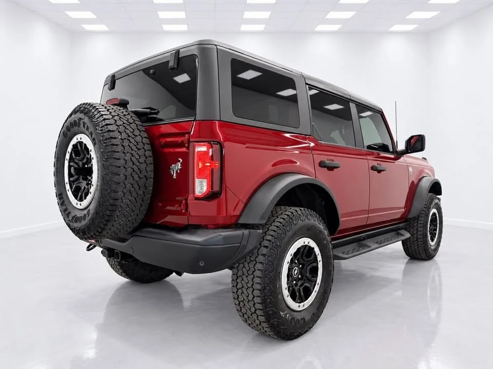 2025 Ford Bronco 6th Gen - Image 9 of 20
