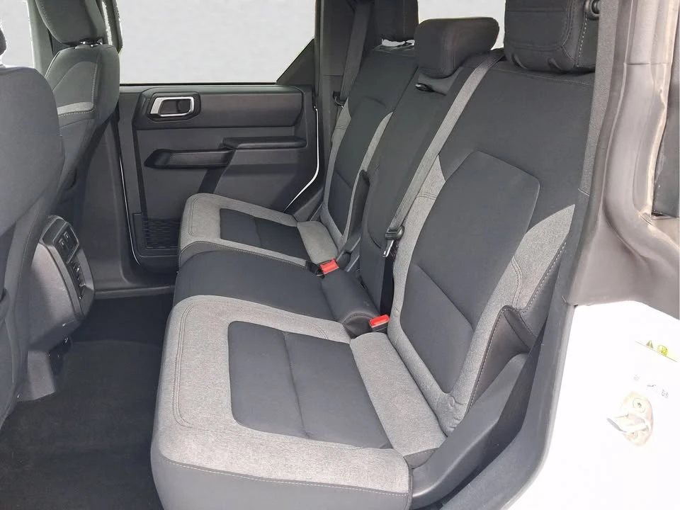 2025 Ford Bronco 6th Gen - Image 10 of 19