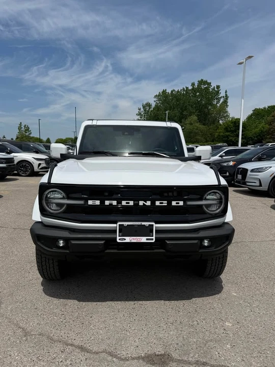 2025 Ford Bronco 6th Gen - Image 2 of 18