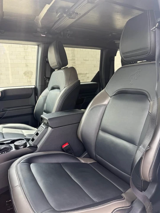 2025 Ford Bronco 6th Gen - Image 15 of 18