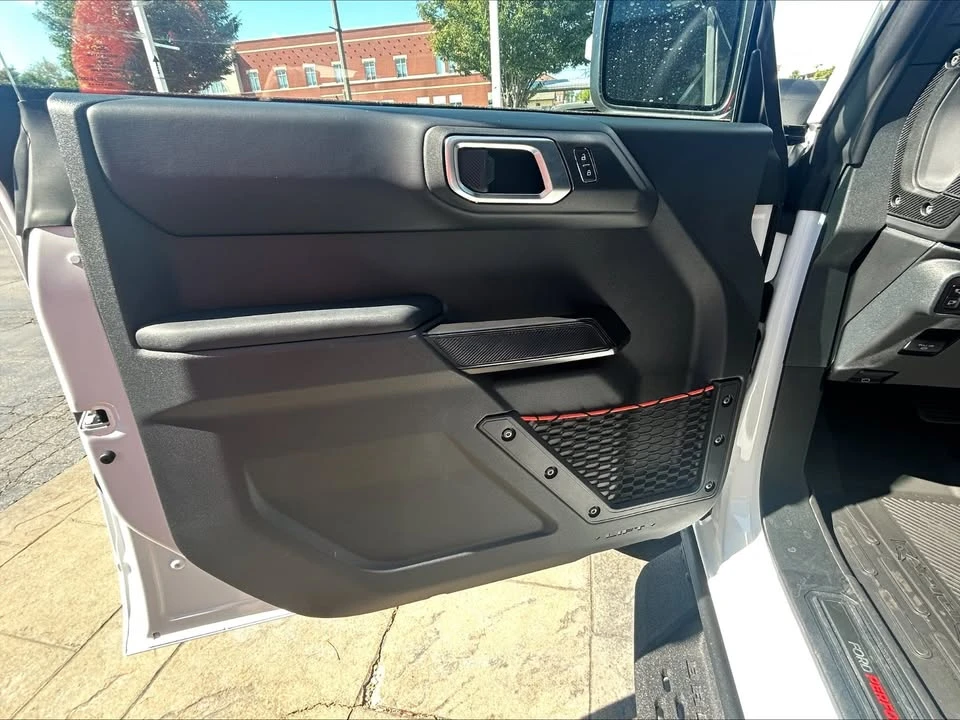 2025 Ford Bronco Raptor 6th Gen - Image 9 of 10