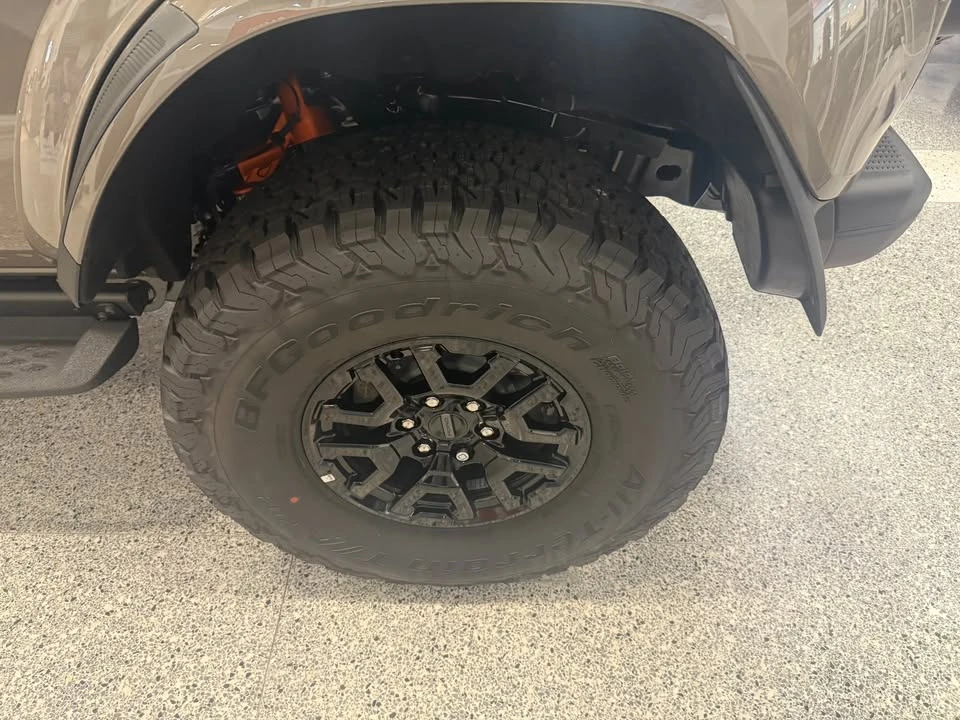 2025 Ford Bronco Raptor 6th Gen - Image 3 of 7