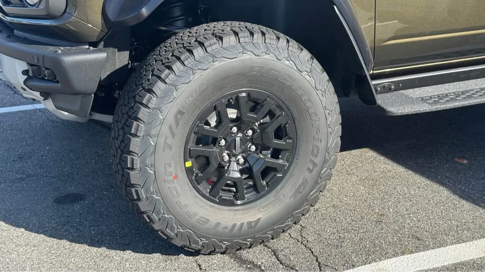 2025 Ford Bronco Raptor 6th Gen - Image 6 of 10