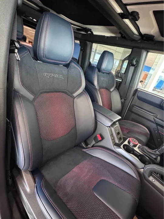 2025 Ford Bronco Raptor 6th Gen - Image 14 of 15