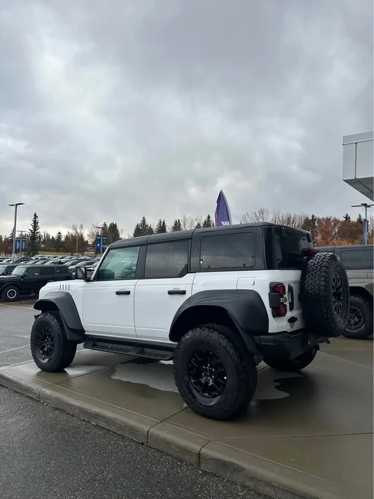 2025 Ford Bronco Raptor 6th Gen - Image 6 of 8