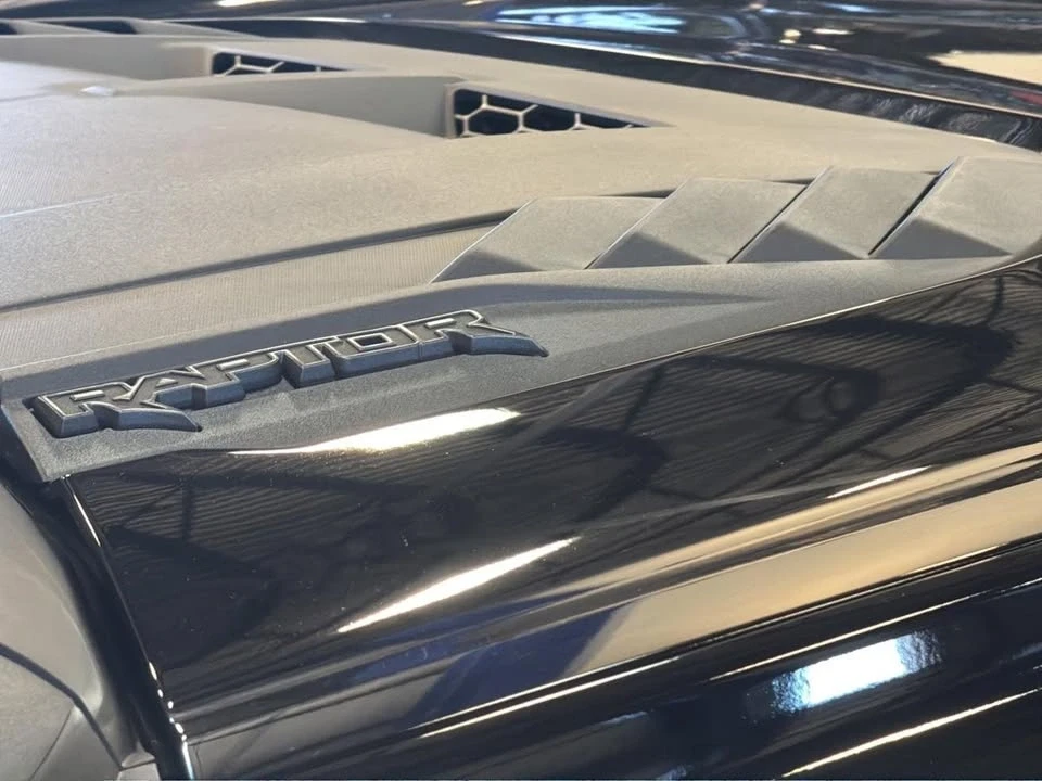 2025 Ford Bronco Raptor 6th Gen - Image 15 of 20