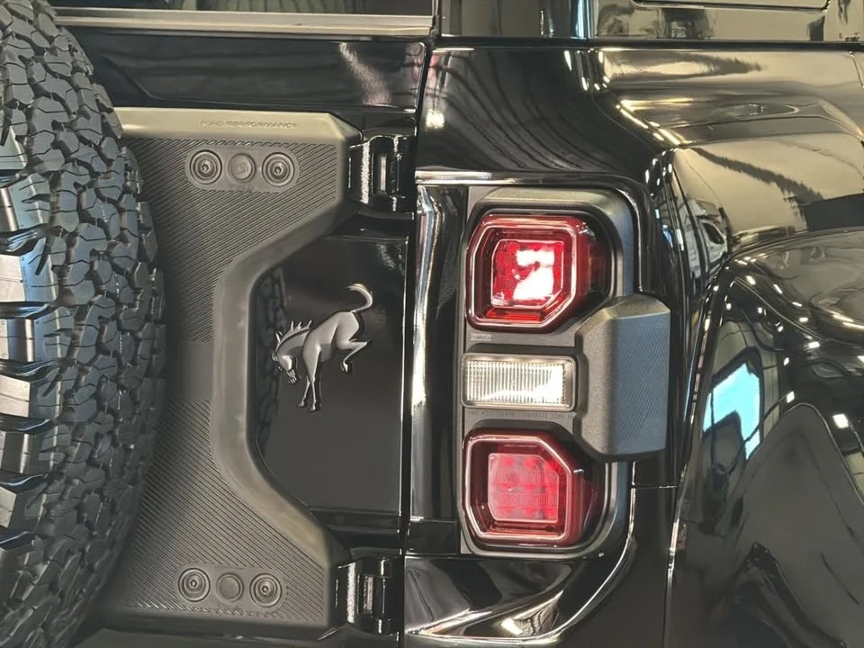 2025 Ford Bronco Raptor 6th Gen - Image 8 of 20