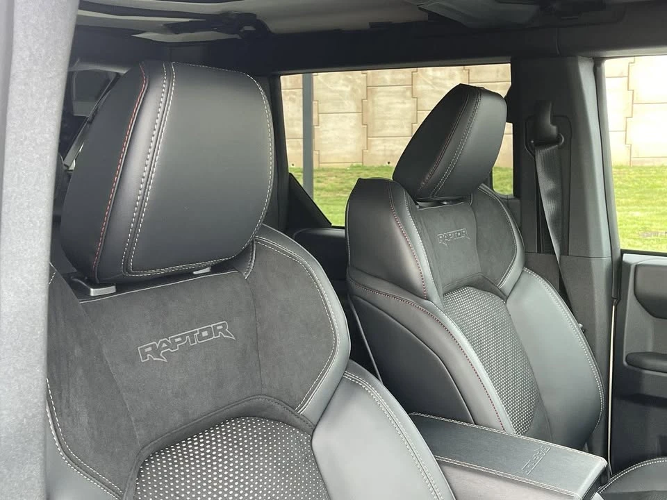 2025 Ford Bronco Raptor 6th Gen - Image 17 of 20
