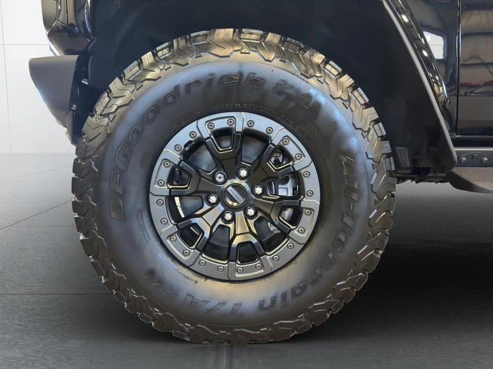 2025 Ford Bronco Raptor 6th Gen - Image 13 of 20